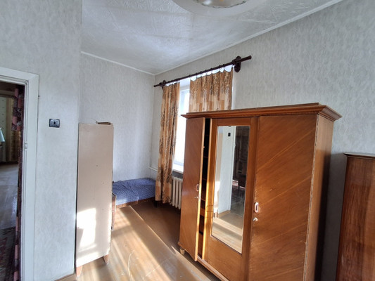 Продам двухкомнатную (2-комн.) квартиру, Макеева пр-кт, 4, Миасс г