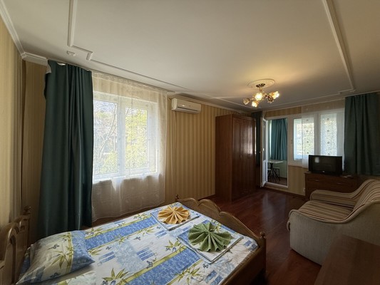 Продам однокомнатную (1-комн.) квартиру, Санаторная ул, 4, Гурзуф пгт