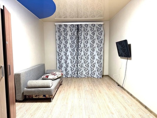 Продам двухкомнатную (2-комн.) квартиру, Камская ул, 29а, Симферополь г