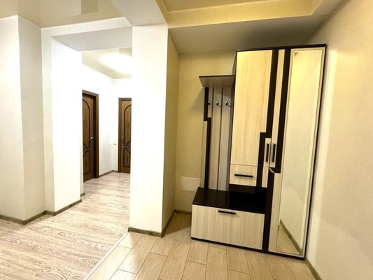 Продам двухкомнатную (2-комн.) квартиру, Камская ул, 29а, Симферополь г