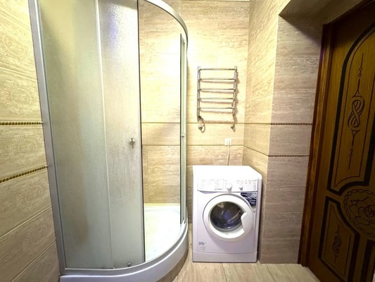 Продам двухкомнатную (2-комн.) квартиру, Камская ул, 29а, Симферополь г