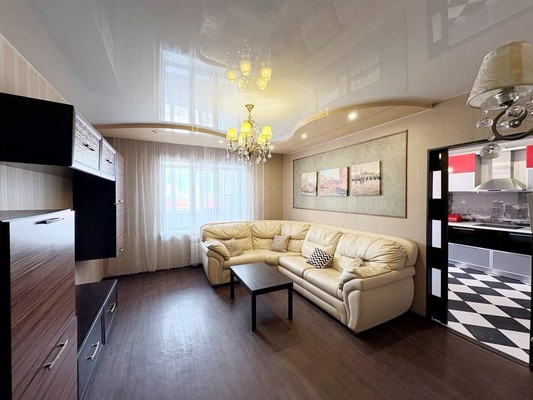 Продам трехкомнатную (3-комн.) квартиру, Красная ул, 19, Пенза г