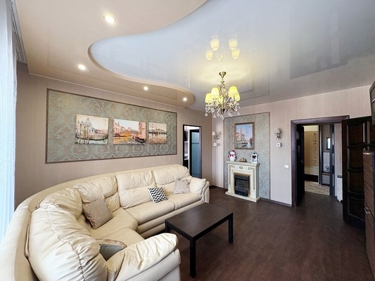 Продам трехкомнатную (3-комн.) квартиру, Красная ул, 19, Пенза г