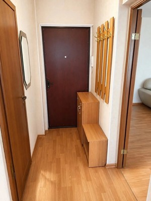 Продам однокомнатную (1-комн.) квартиру, Генерала Челнокова ул, 34, Калининград г