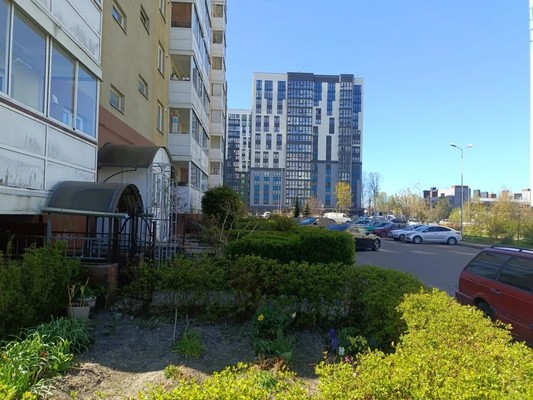 Продам однокомнатную (1-комн.) квартиру, Генерала Челнокова ул, 34, Калининград г