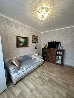 Продам однокомнатную (1-комн.) квартиру, 8, Автополигон п