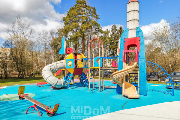 Продам однокомнатную (1-комн.) квартиру, Комсомольская ул, 10, Назия п. ж/д ст.