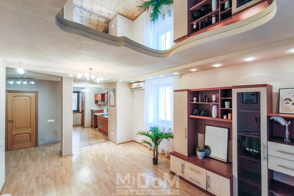 Продам однокомнатную (1-комн.) квартиру, Комсомольская ул, 10, Назия п. ж/д ст.