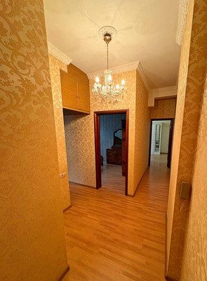 Продам двухкомнатную (2-комн.) квартиру, Дмитровка Б. ул, 5, Москва г