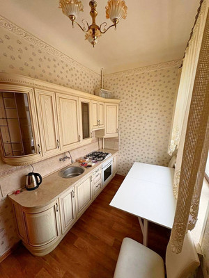 Продам двухкомнатную (2-комн.) квартиру, Дмитровка Б. ул, 5, Москва г