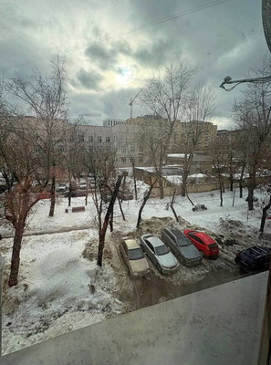 Продам двухкомнатную (2-комн.) квартиру, Дмитровка Б. ул, 5, Москва г