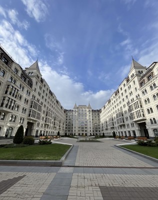 Продам трехкомнатную (3-комн.) квартиру, Басков пер, 2, Санкт-Петербург г