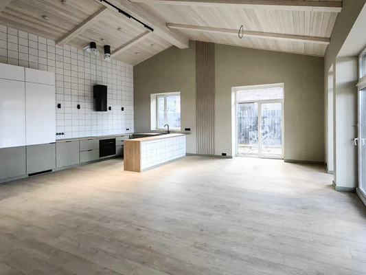 Продам коттедж, Троицкая ул, Москва г, 0 км от города