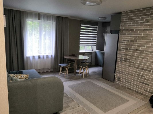 Продам трехкомнатную (3-комн.) квартиру, Леднева ул, 2, Новороссийск г