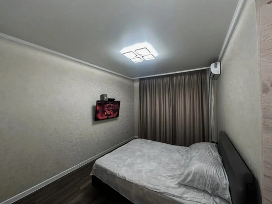 Продам однокомнатную (1-комн.) квартиру, Конгрессная ул, 3522, Краснодар г