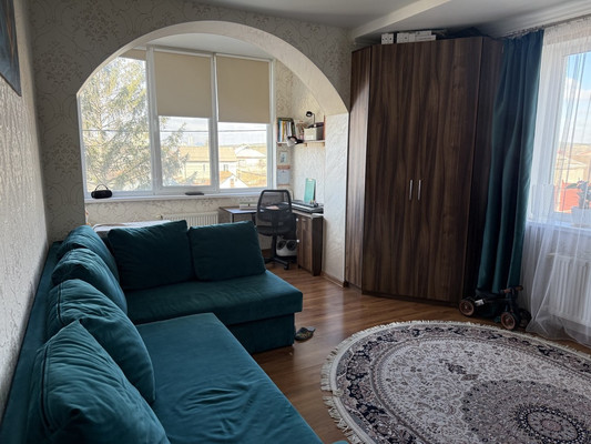 Продам двухкомнатную (2-комн.) квартиру, Чекистов ул, 22, Симферополь г