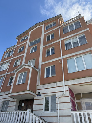 Продам двухкомнатную (2-комн.) квартиру, Чекистов ул, 22, Симферополь г