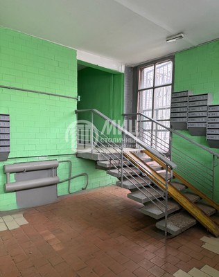 Продам двухкомнатную (2-комн.) квартиру, Совхозная ул, 19, Москва г