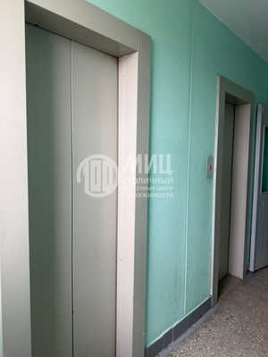 Продам двухкомнатную (2-комн.) квартиру, Совхозная ул, 19, Москва г