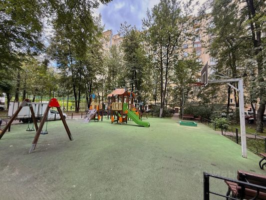 Сдам трехкомнатную (3-комн.) квартиру, Краснопресненская наб, 2/1, Москва г