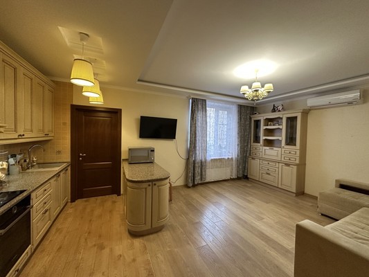 Продам трехкомнатную (3-комн.) квартиру, Еременко ул, 96/1, Ростов-на-Дону г