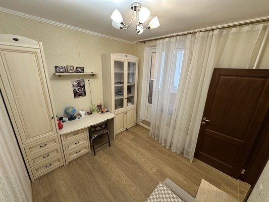 Продам трехкомнатную (3-комн.) квартиру, Еременко ул, 96/1, Ростов-на-Дону г