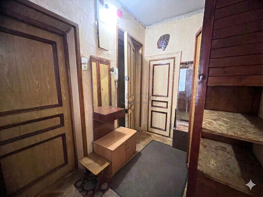 Продам трехкомнатную (3-комн.) квартиру, Заводская ул, 11, Видное г