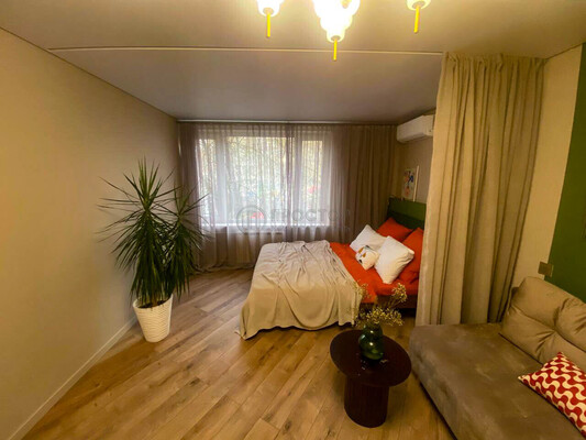 Продам однокомнатную (1-комн.) квартиру, Знаменская ул, 38к2, Москва г