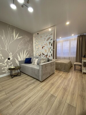 Продам однокомнатную (1-комн.) квартиру, Малахитовая ул, 13к1, Москва г