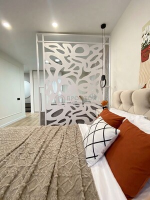 Продам однокомнатную (1-комн.) квартиру, Малахитовая ул, 13к1, Москва г