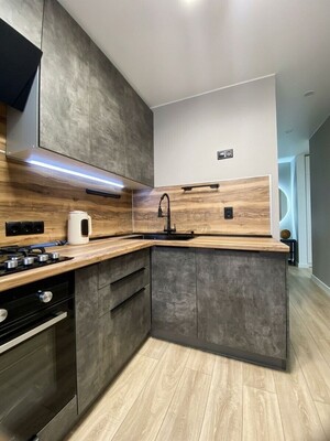 Продам однокомнатную (1-комн.) квартиру, Малахитовая ул, 13к1, Москва г