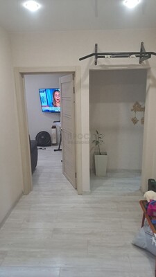 Продам трехкомнатную (3-комн.) квартиру, Лавриненко ул, 11к2, Москва г