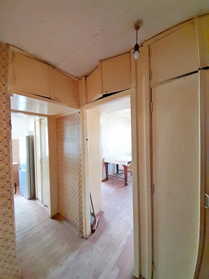 Продам двухкомнатную (2-комн.) квартиру, Генерала Лохматикова ул, 31, Воронеж г