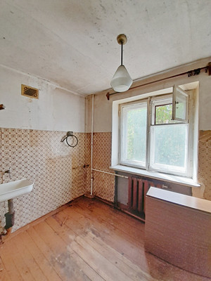 Продам двухкомнатную (2-комн.) квартиру, Генерала Лохматикова ул, 31, Воронеж г