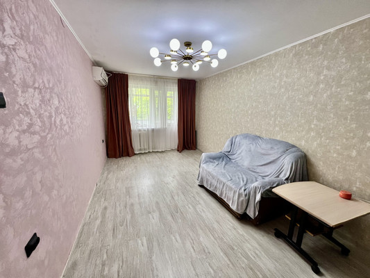 Продам двухкомнатную (2-комн.) квартиру, 40-летия Победы пр-кт, 63/8а, Ростов-на-Дону г