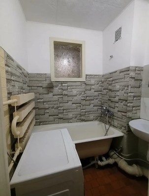 Продам однокомнатную (1-комн.) квартиру, Ярославская ул, 2, Калининград г