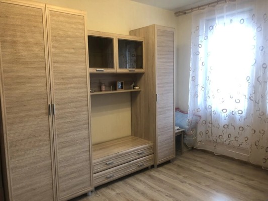 Продам однокомнатную (1-комн.) квартиру, Хохлова ул, 8, Гатчина г