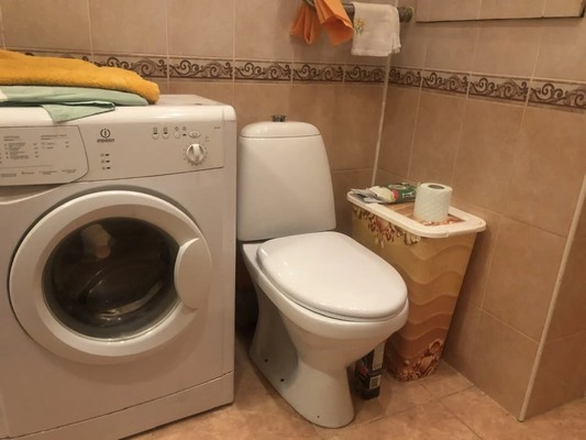 Продам однокомнатную (1-комн.) квартиру, Хохлова ул, 8, Гатчина г