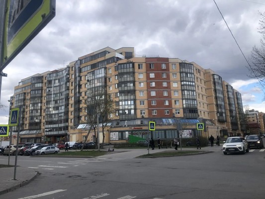 Продам однокомнатную (1-комн.) квартиру, Хохлова ул, 8, Гатчина г