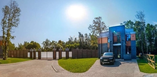 Продам коттедж, Имени К. И. Вороницына ул, 22 3, Химки г, 1 км от города