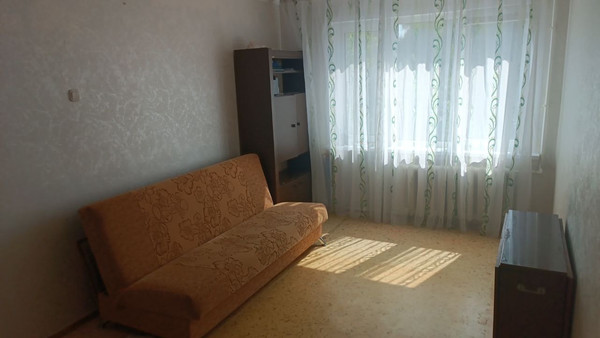 Продам двухкомнатную (2-комн.) квартиру, Шамиля Усманова ул, 27, Набережные Челны г