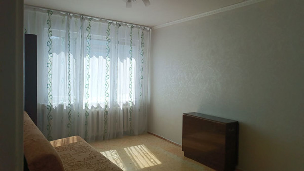 Продам двухкомнатную (2-комн.) квартиру, Шамиля Усманова ул, 27, Набережные Челны г