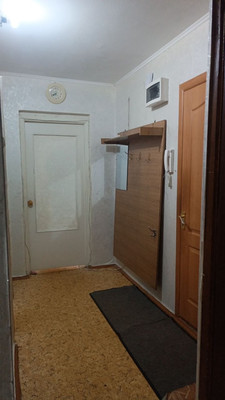 Продам двухкомнатную (2-комн.) квартиру, Шамиля Усманова ул, 27, Набережные Челны г