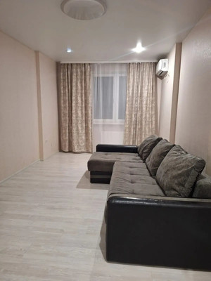 Продам двухкомнатную (2-комн.) квартиру, Командорская ул, 9к1, Краснодар г