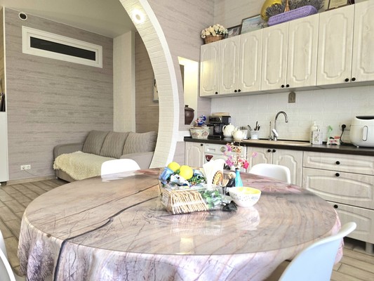 Продам двухкомнатную (2-комн.) квартиру, Балаклавская ул, 47а, Пионерское с