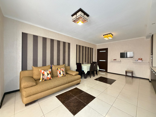 Продам трехкомнатную (3-комн.) квартиру, Московская ул, 7, Нальчик г