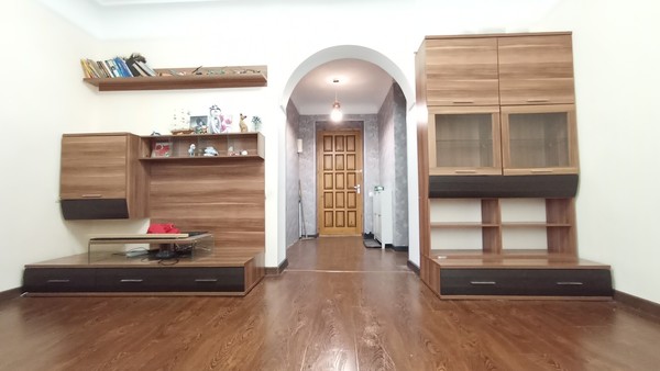 Продам трехкомнатную (3-комн.) квартиру, Черноморская ул, 10, Армавир г