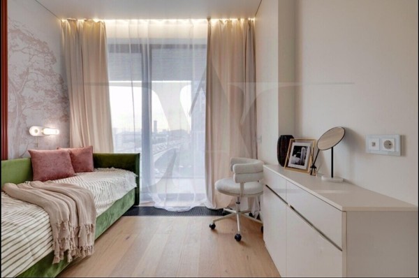 Продам трехкомнатную (3-комн.) квартиру, Автозаводская ул, 26к1, Москва г