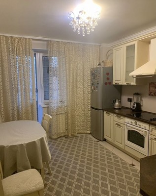 Сдам двухкомнатную (2-комн.) квартиру, 6-я Радиальная ул, 3к9, Москва г