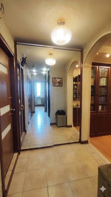 Продам трехкомнатную (3-комн.) квартиру, Горчакова ул, 1к2, Москва г